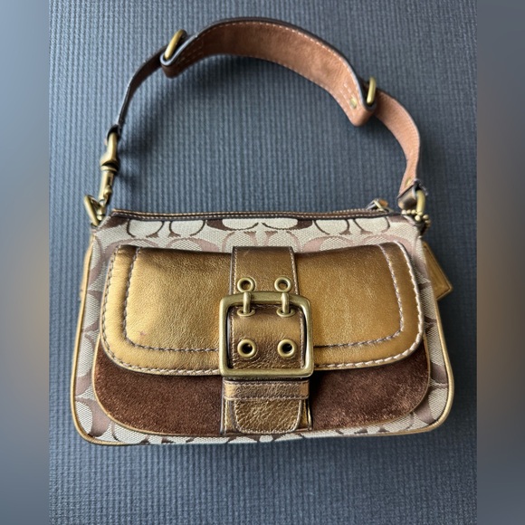 Vintage Coach Y2K limited edition brown/gold shoulder bag.